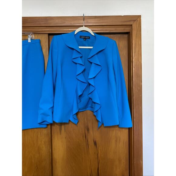 Albert Nipon Skirt Suit Ruffle Drape Front Turquoise NWOT - 12 - Picture 8 of 13